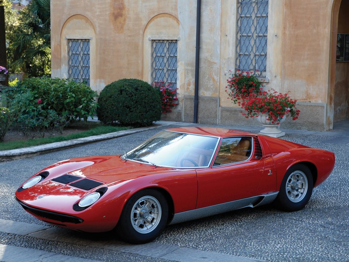 Lamborghini Miura p400