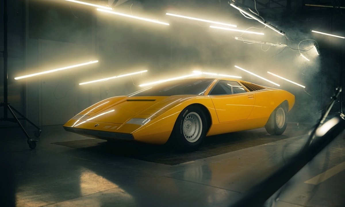 Lamborghini Countach lp500