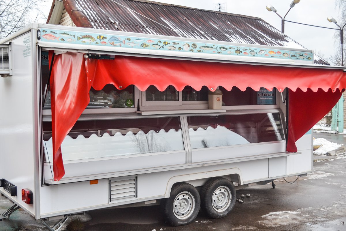 Торговый прицеп «Купава» 813290