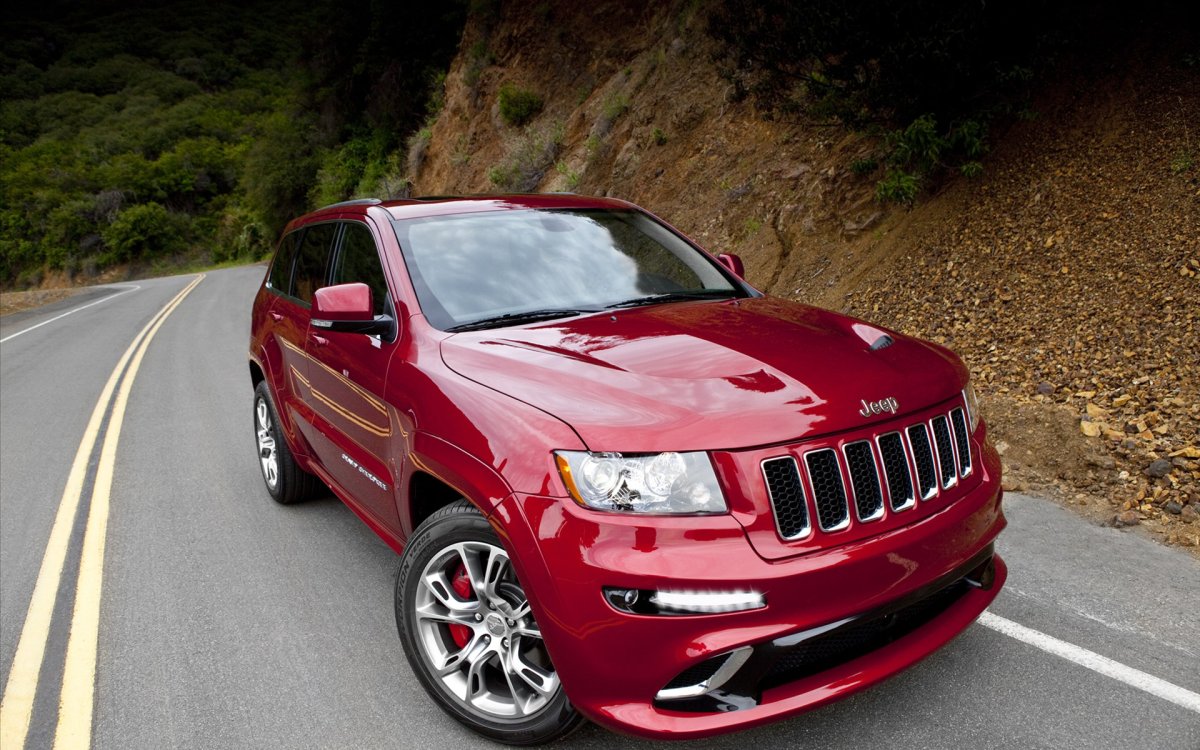 Jeep Grand Cherokee СРТ 8