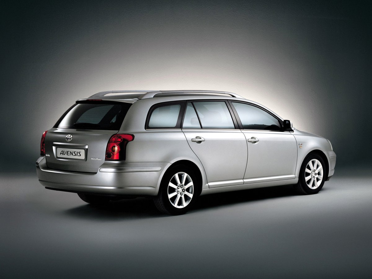 Toyota Avensis 2 универсал
