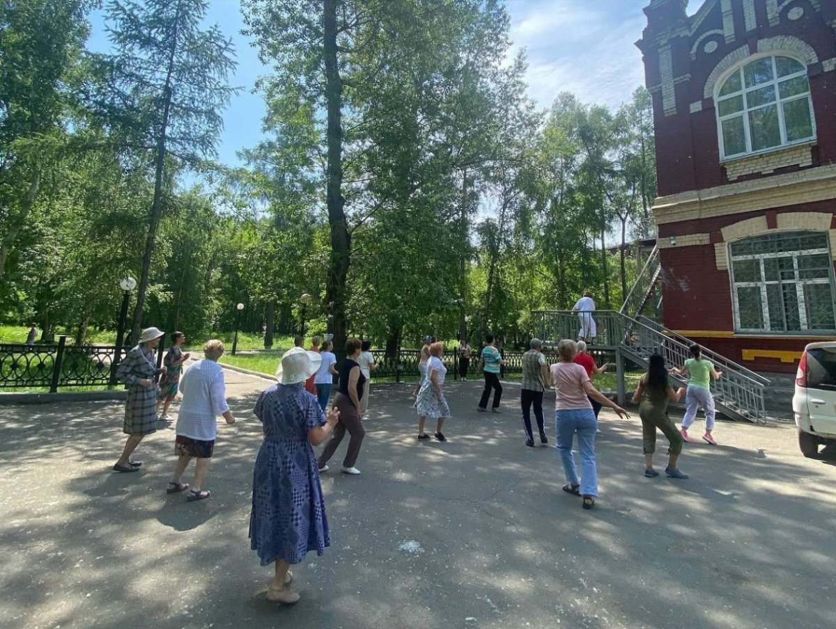Открытая танцевальная площадка