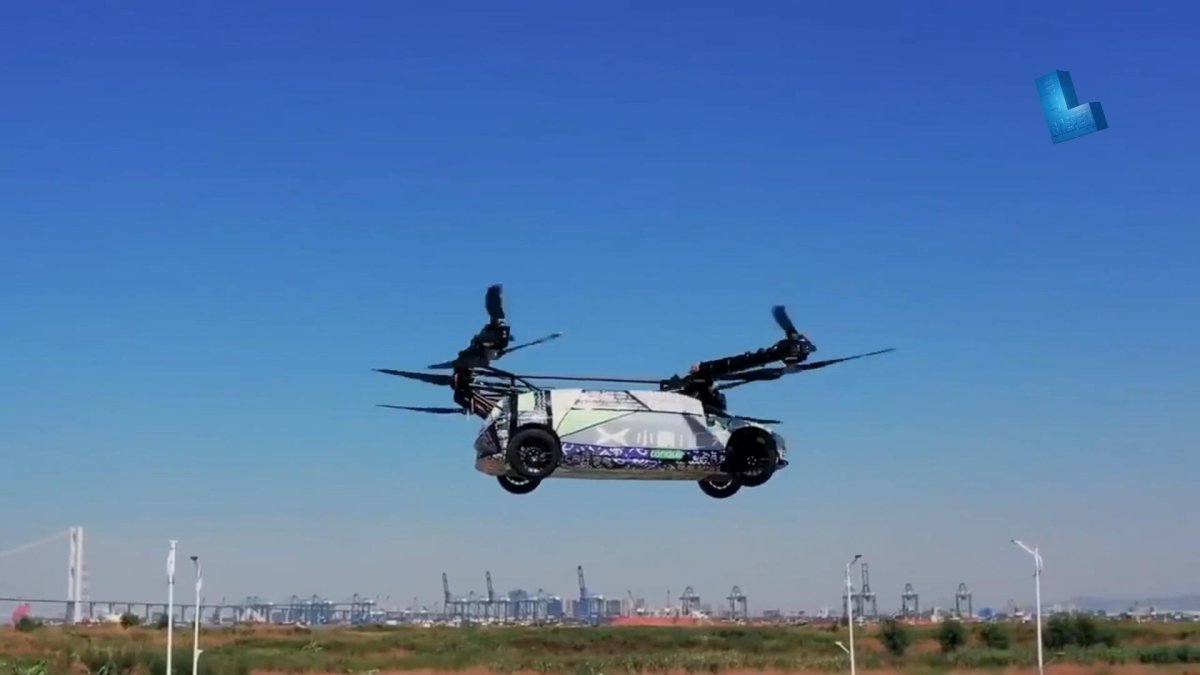 Летающий автомобиль