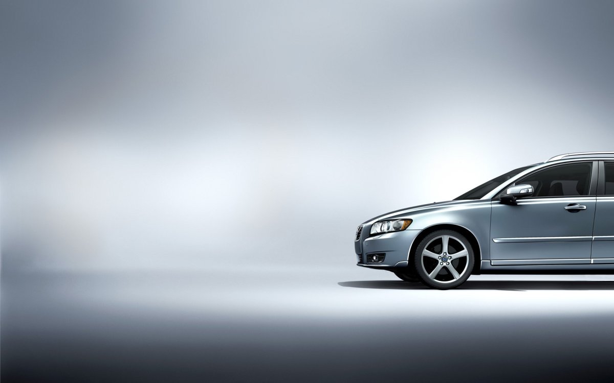 Volvo v50 сбоку