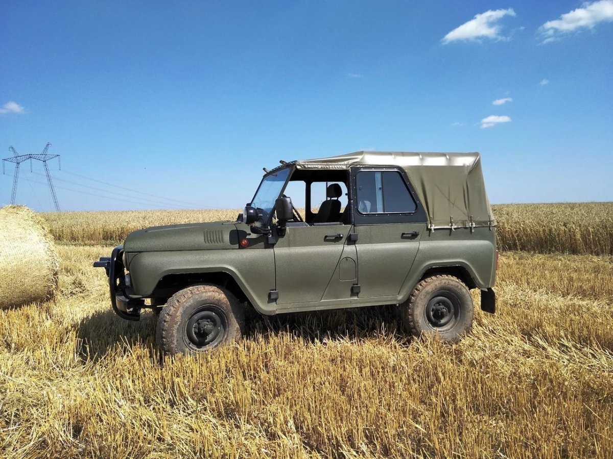 UAZ (УАЗ) 3151