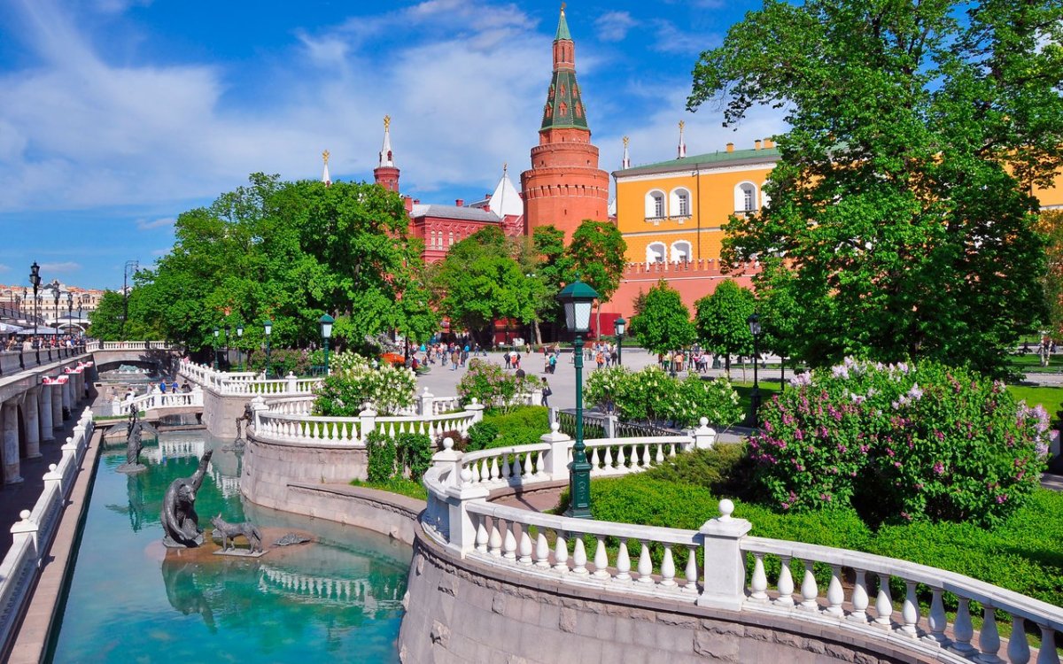 Александровский парк Москва