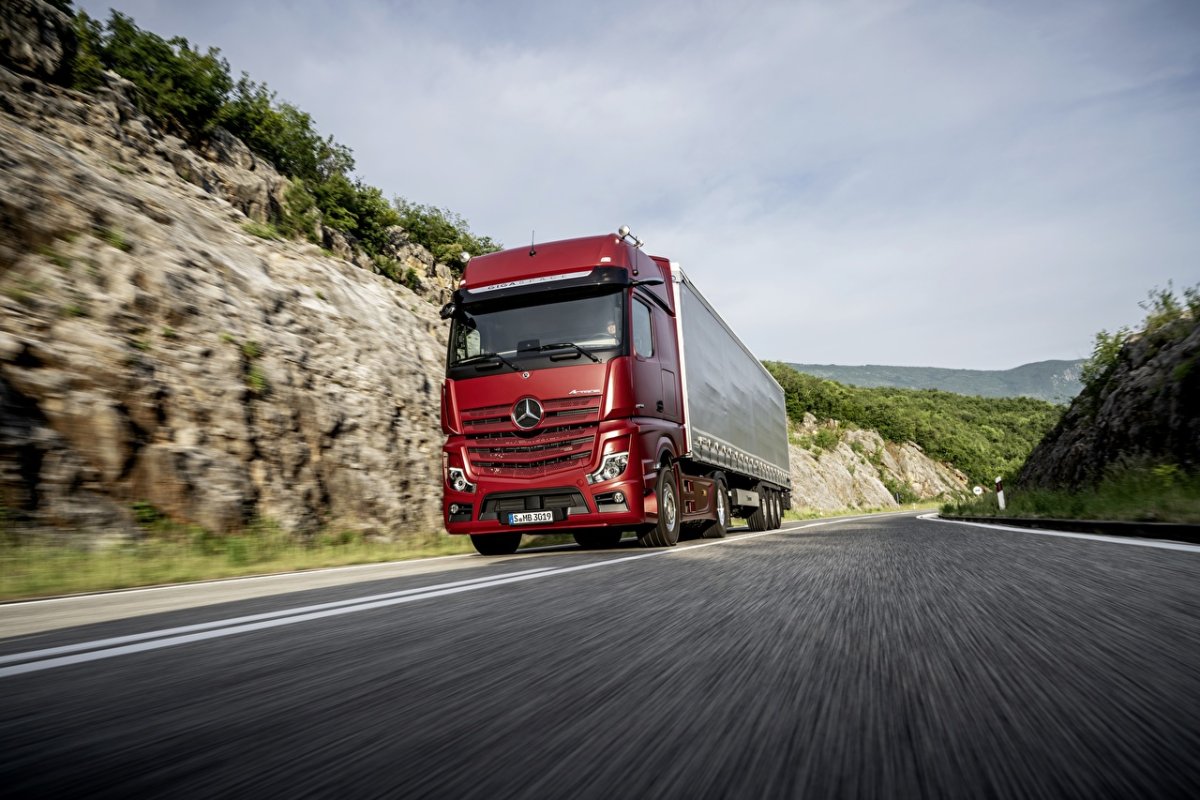 Mercedes Benz Actros 2019