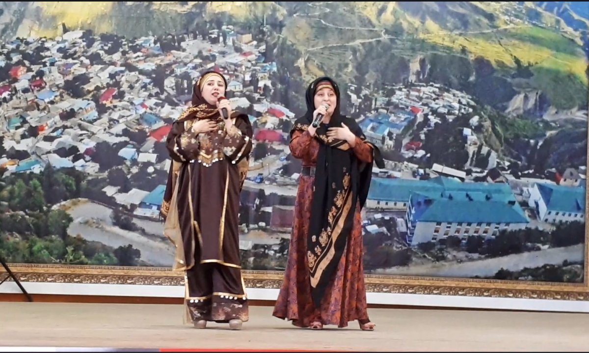 Гунибское женское платье