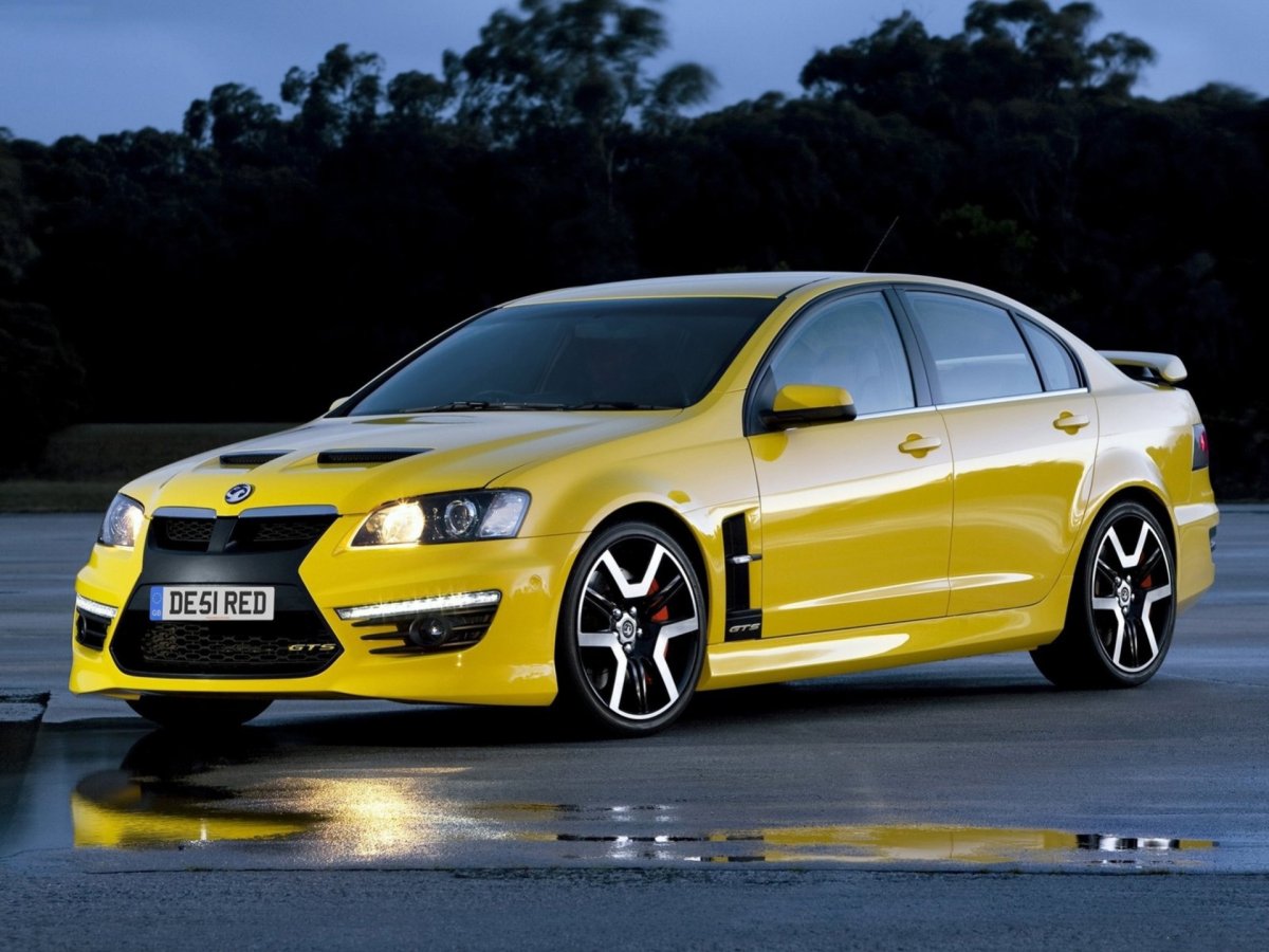 Vauxhall Monaro vxr8