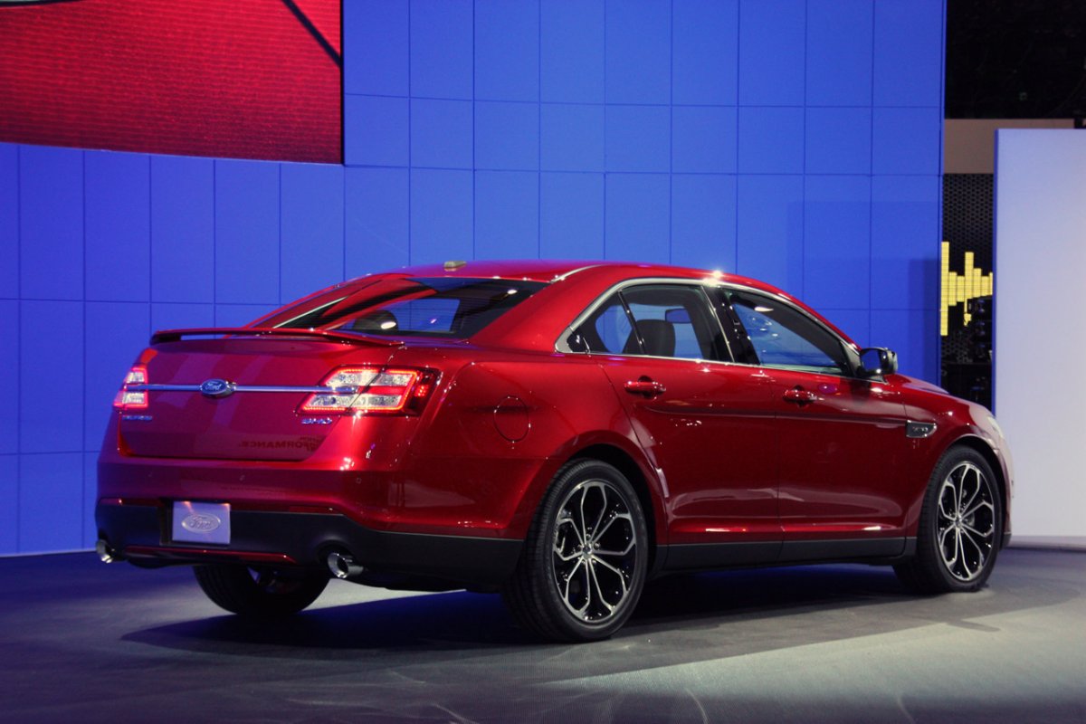 Ford Taurus
