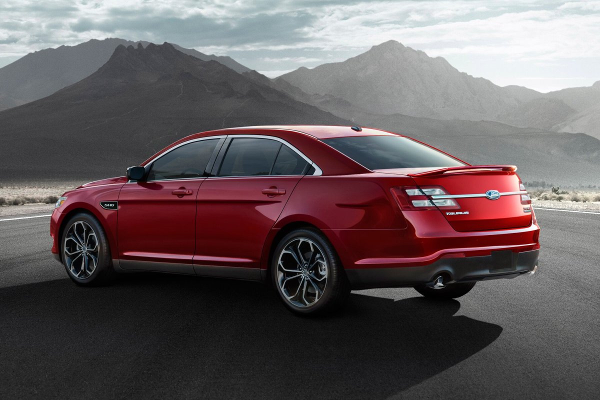 Ford Taurus 2022