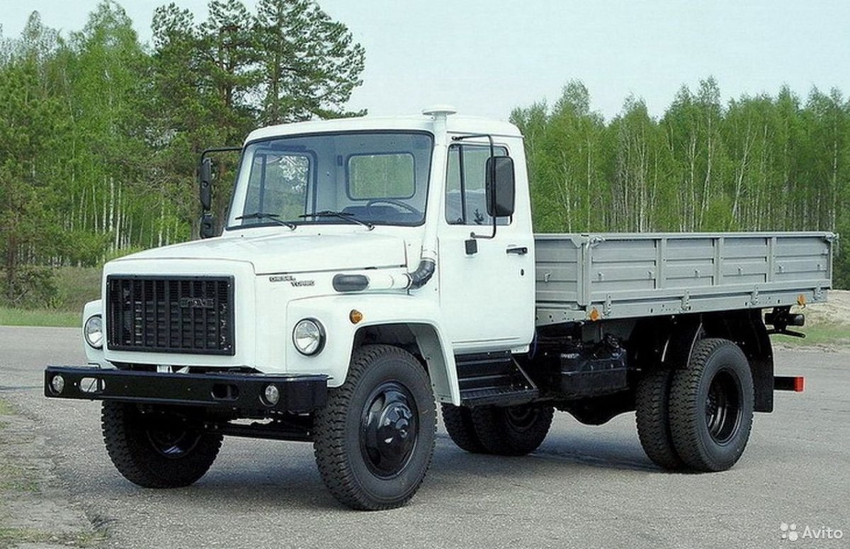 Грузовик ГАЗ 3309 бортовой