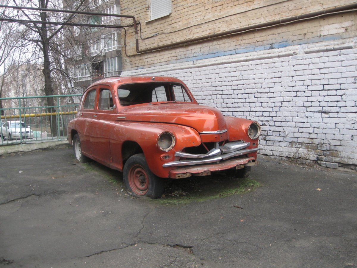 Старые машины в Москве
