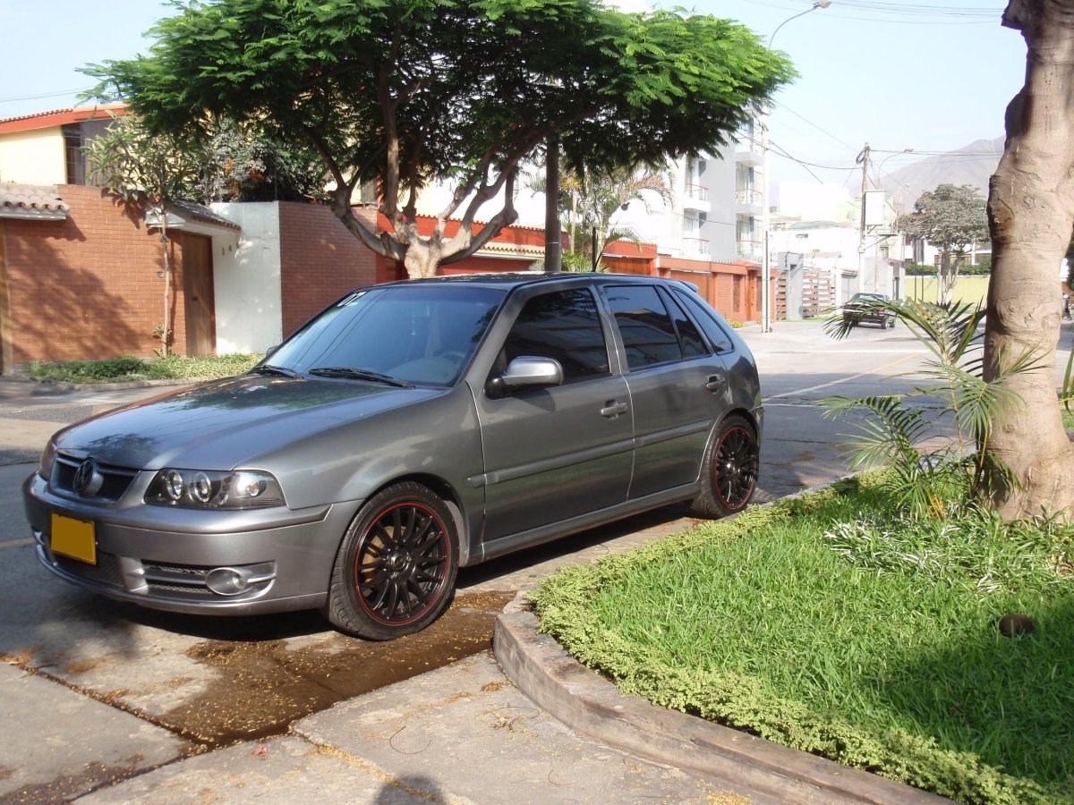 VW gol Pointer