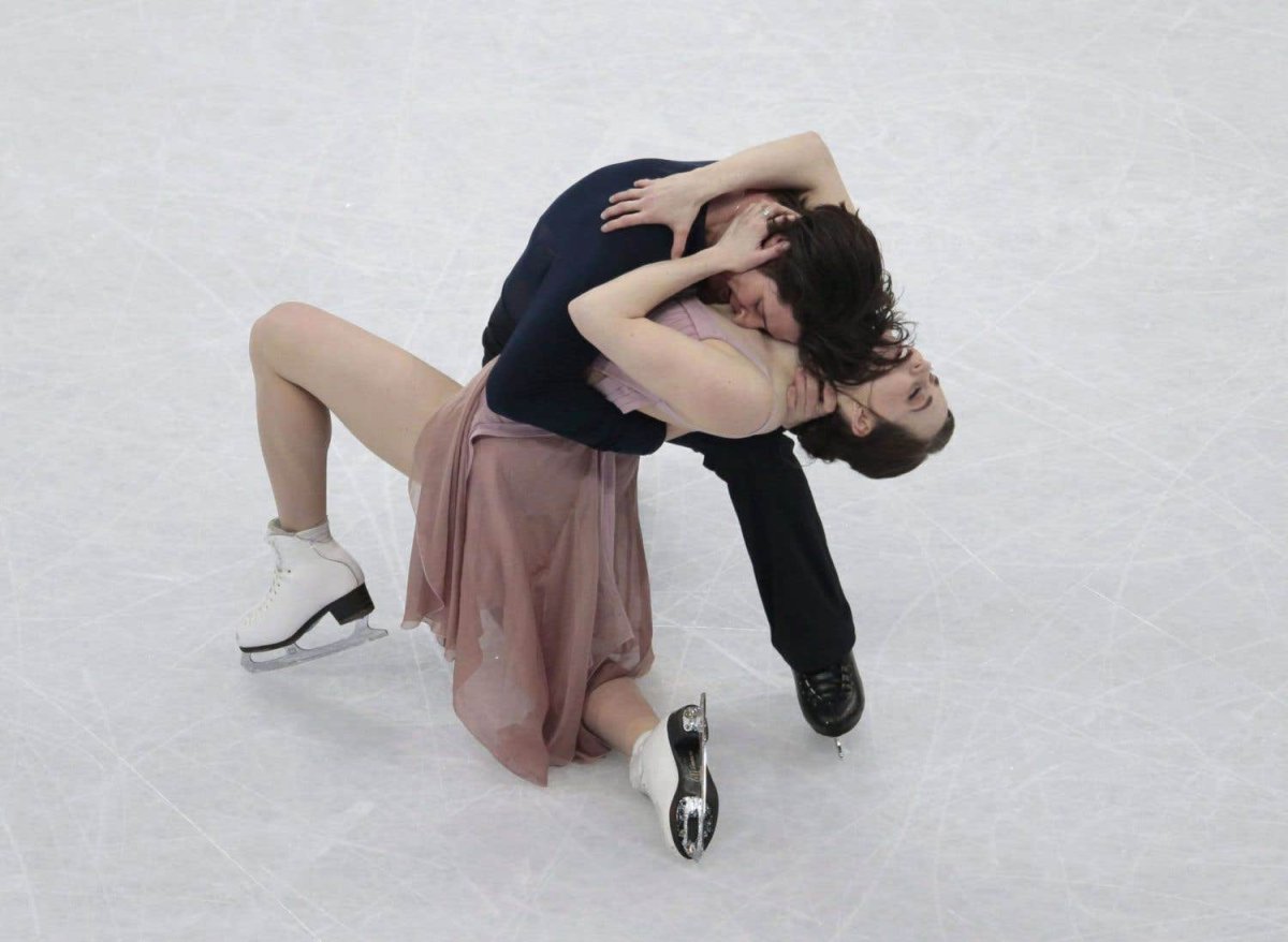 Dance couple Ice