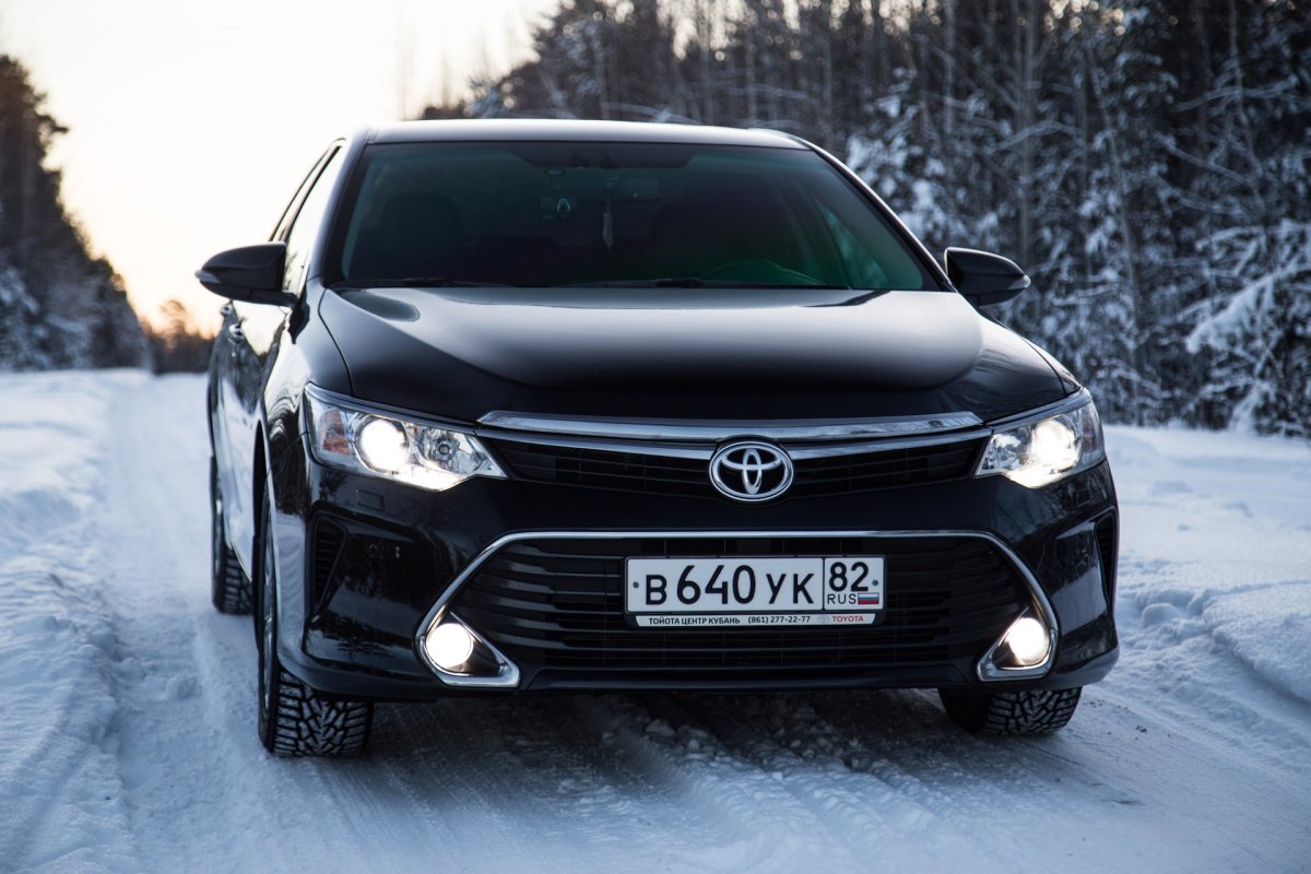 Toyota Camry xv55 черная