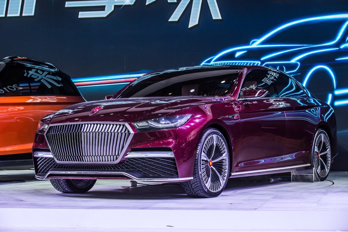 Китайский седан Hongqi h9