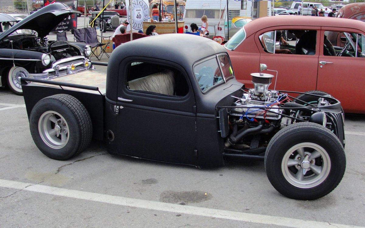 Труман hotrod машина