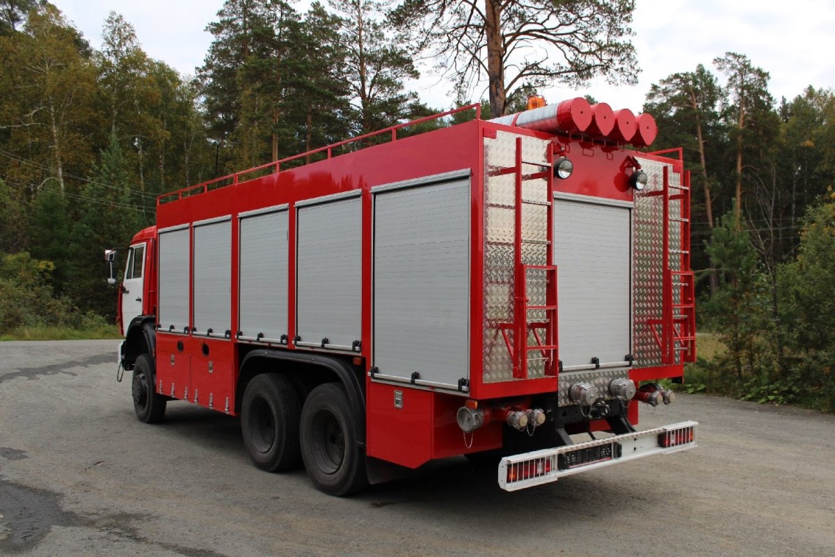 Пожарный автомобиль насосно-рукавный (АНР)