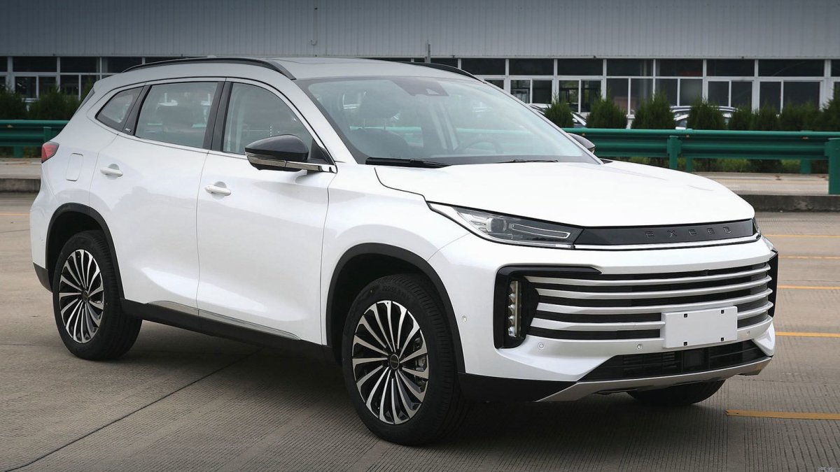 Chery exceed TXL 2022