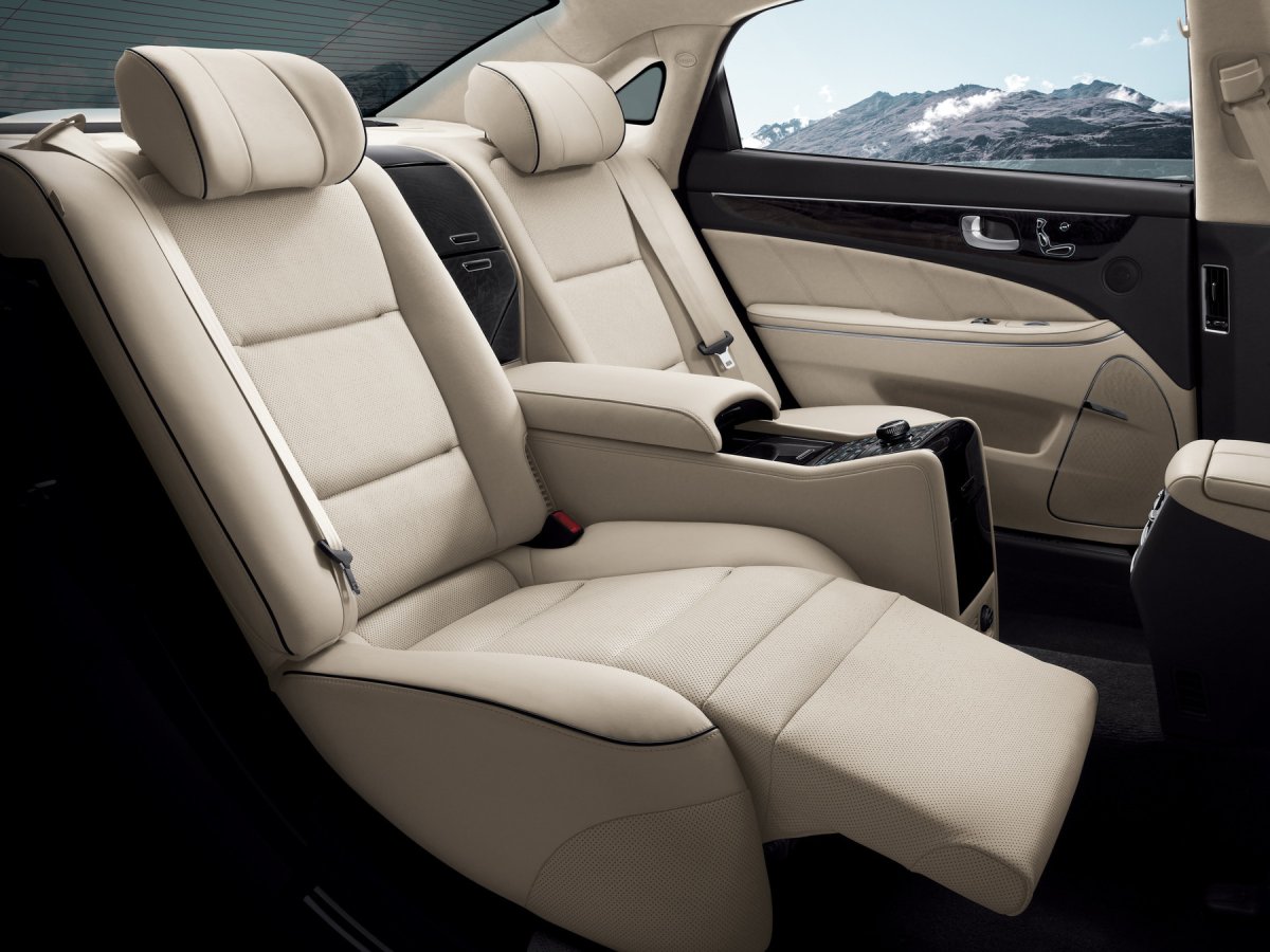 Hyundai Equus 2015 салон