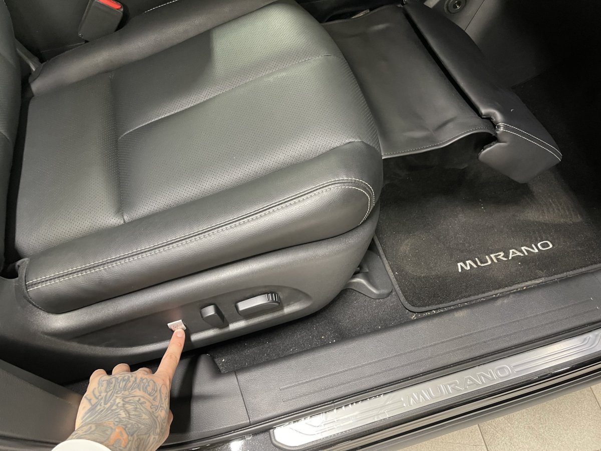 Murano z52 салон подголовники