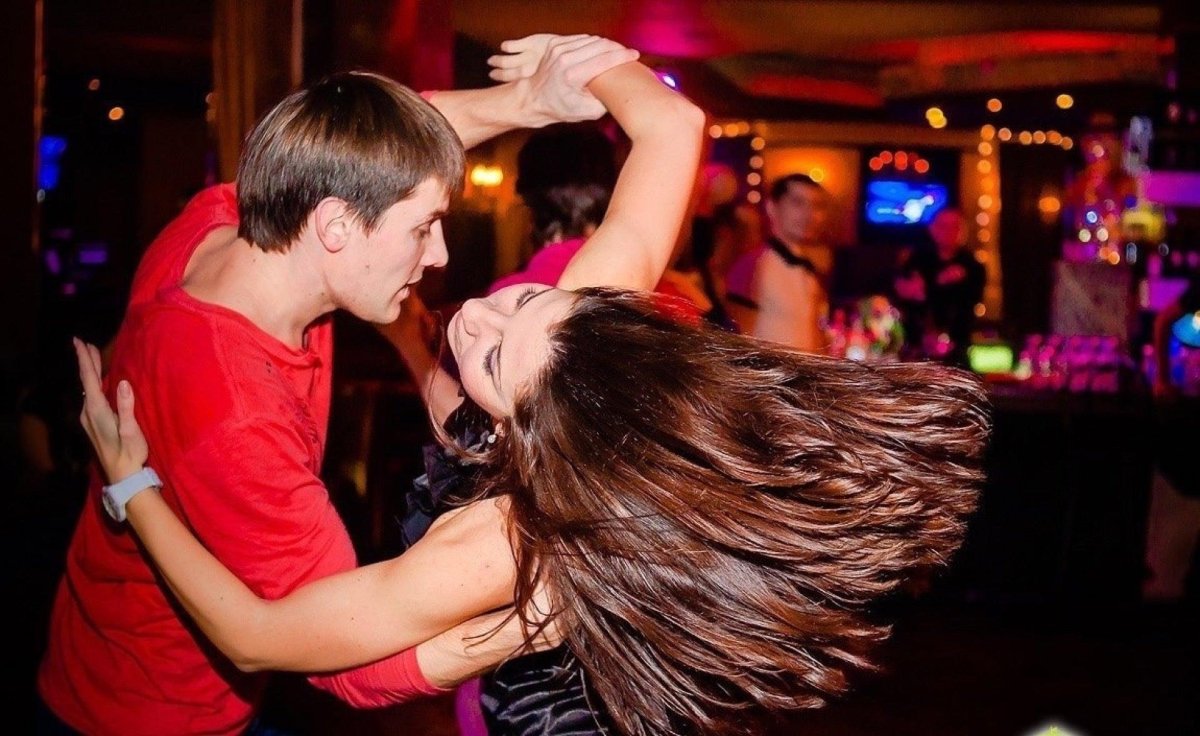 Zouk танец