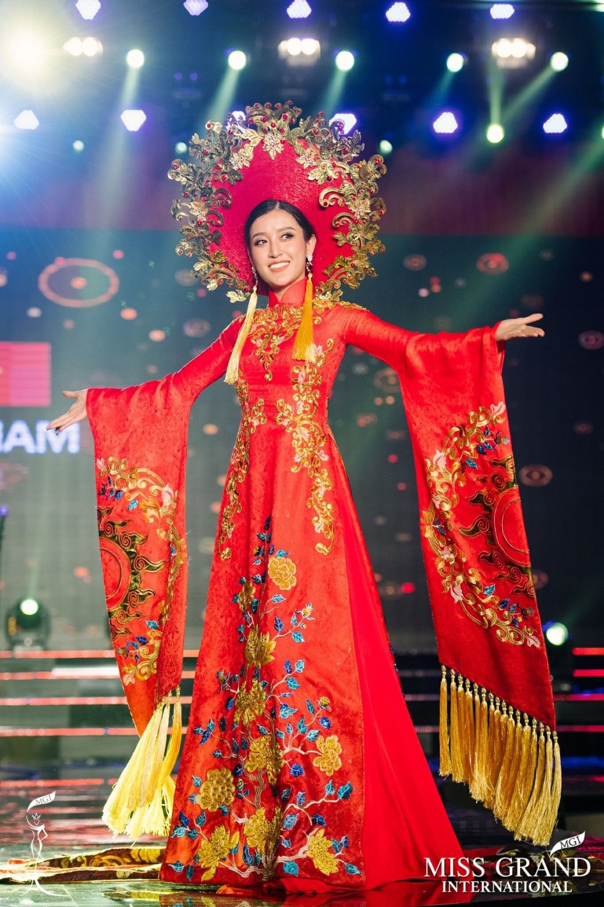 Miss Grand International Vietnam National Costume
