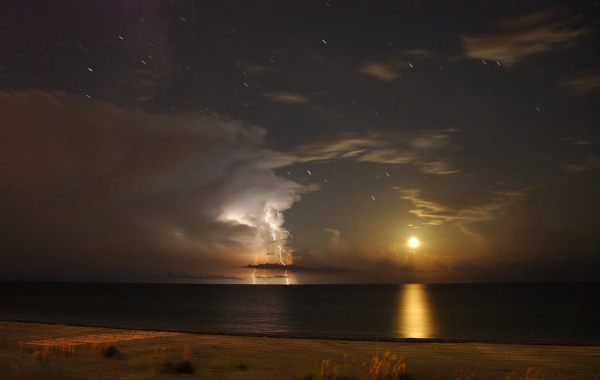 Ночное море