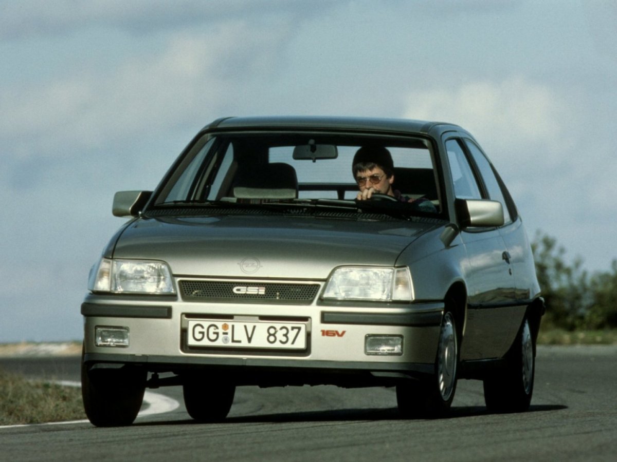 Opel Kadett e GSI