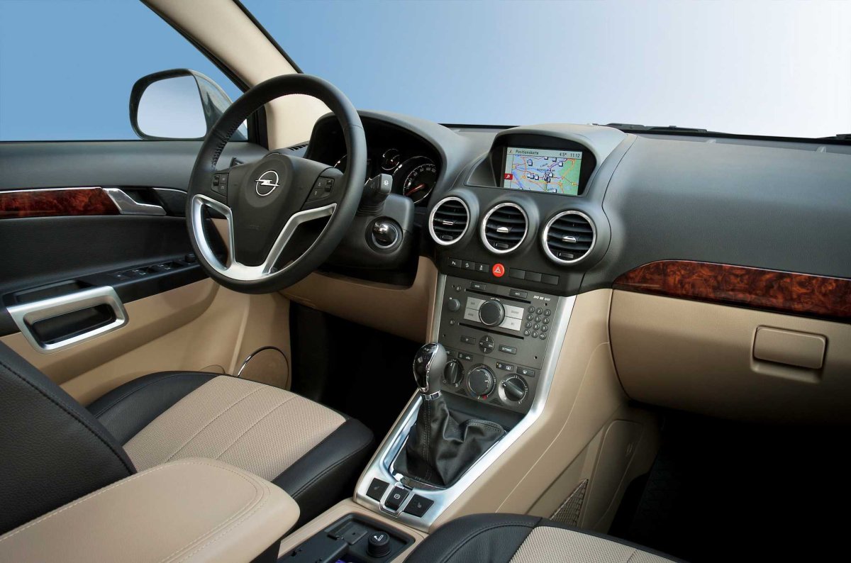 Opel Antara 2011 2.4