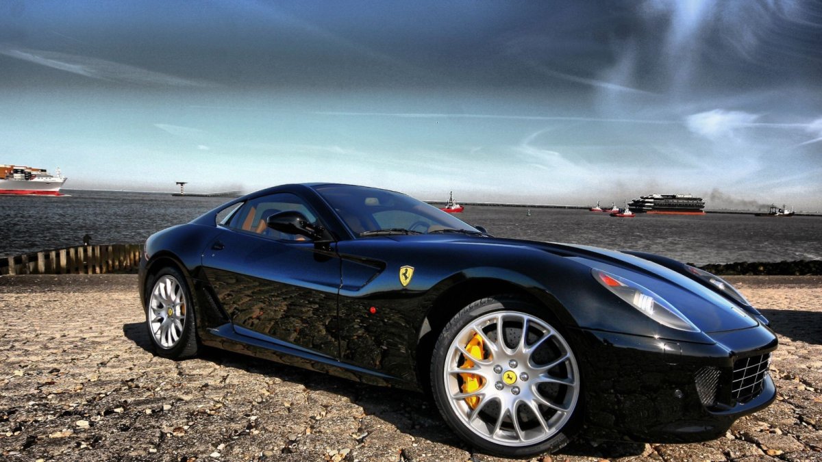 Ferrari 599 GTB Fiorano черная