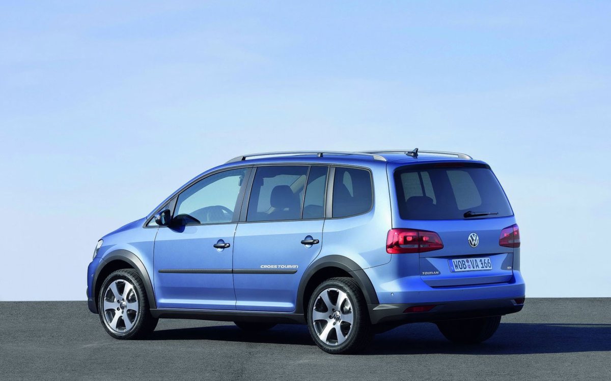 Volkswagen Cross Touran 2010