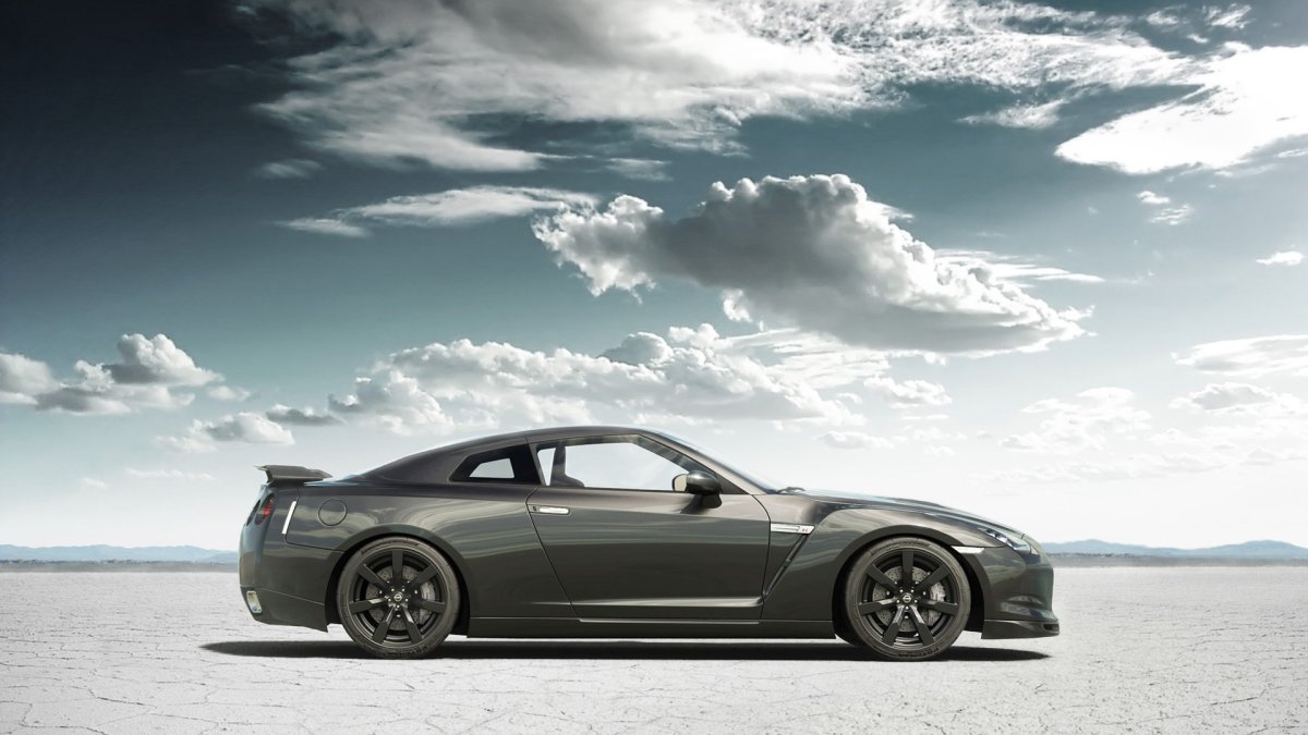 Skyline r35 сбоку