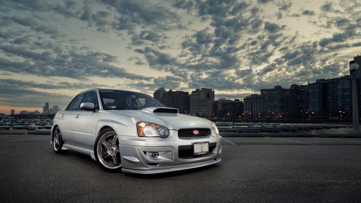 Субару Импреза WRX STI
