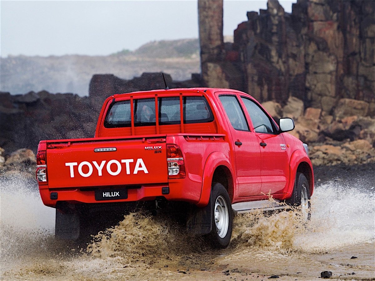 2011 Toyota Hilux SR