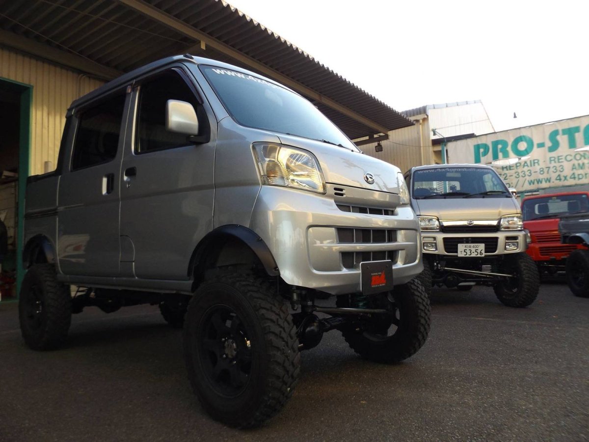 Daihatsu Hijet 4x4 с мостами