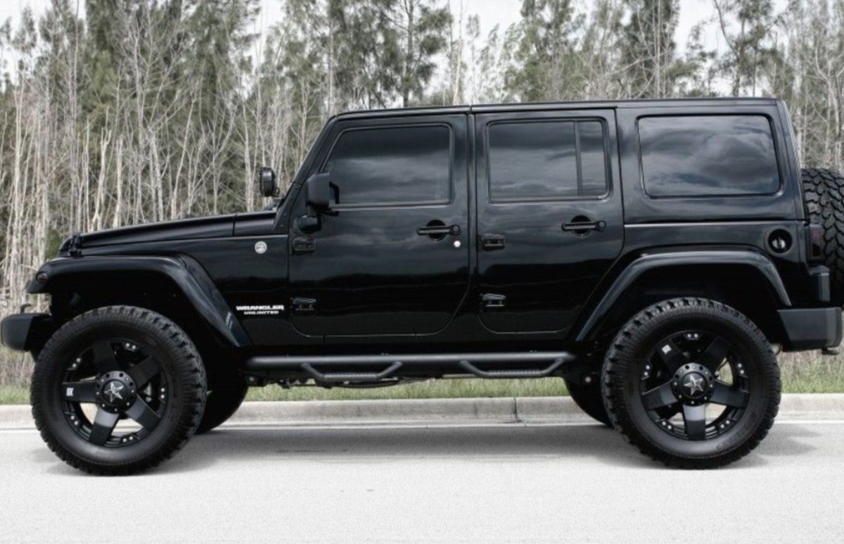 Wrangler Rubicon черный