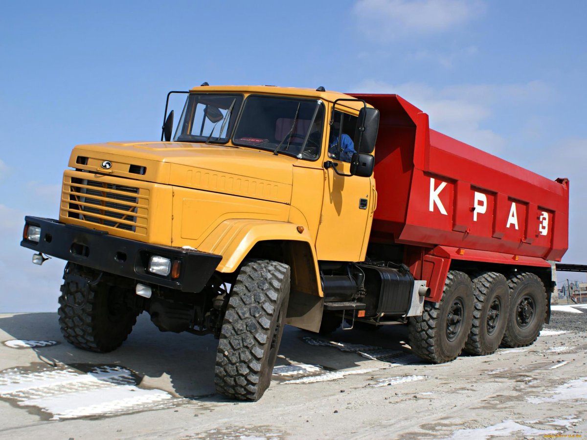Самосвал Урал next 6x6