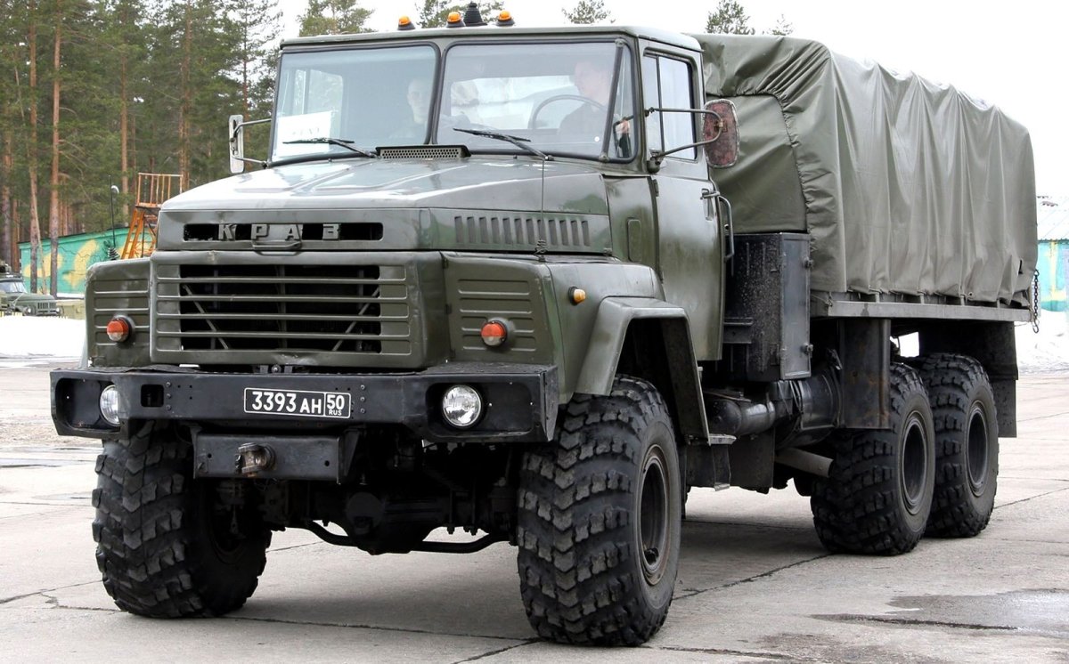 КРАЗ 260 тягач