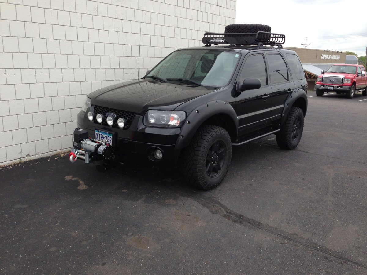 Ford Escape 2005 off Road