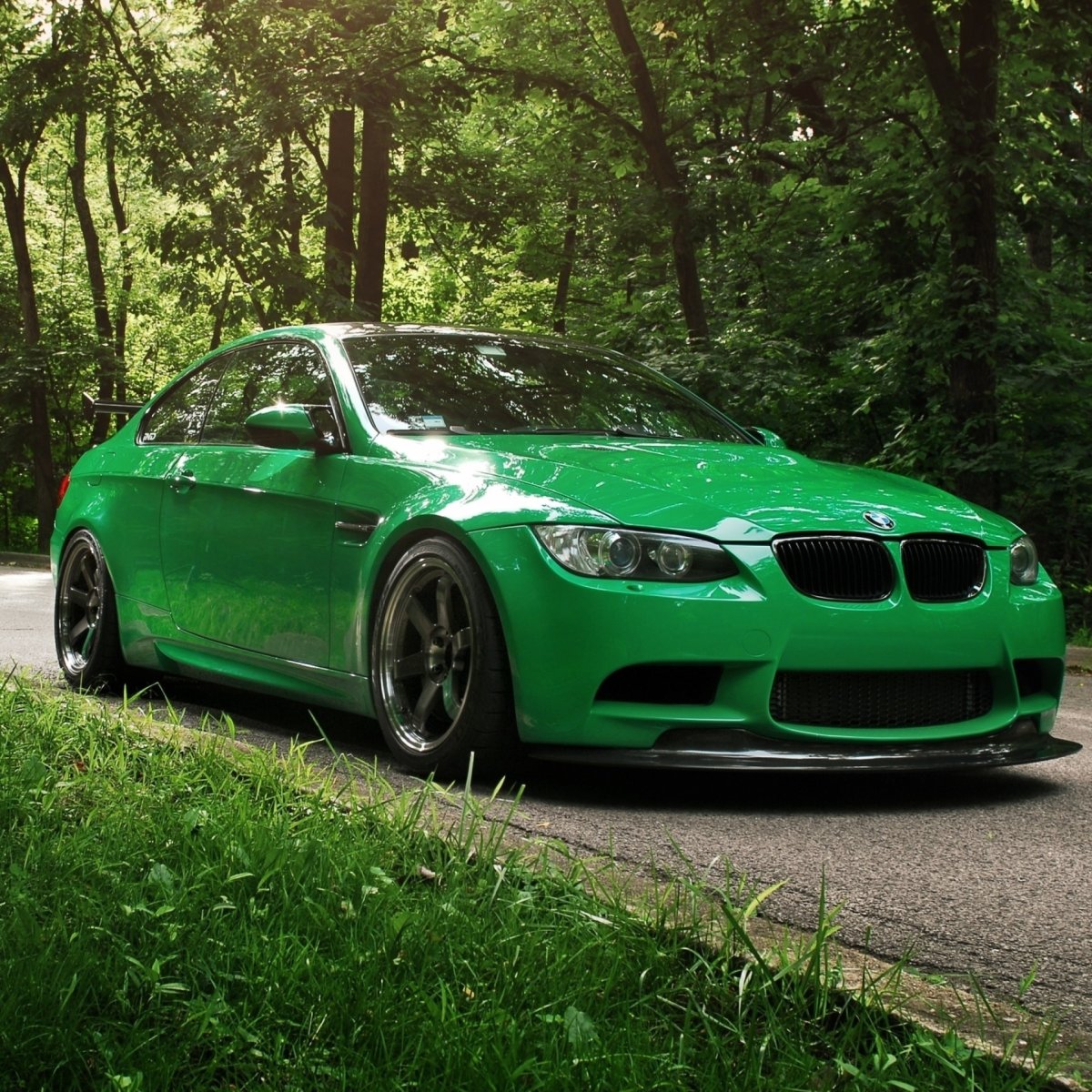 BMW e92 зеленая
