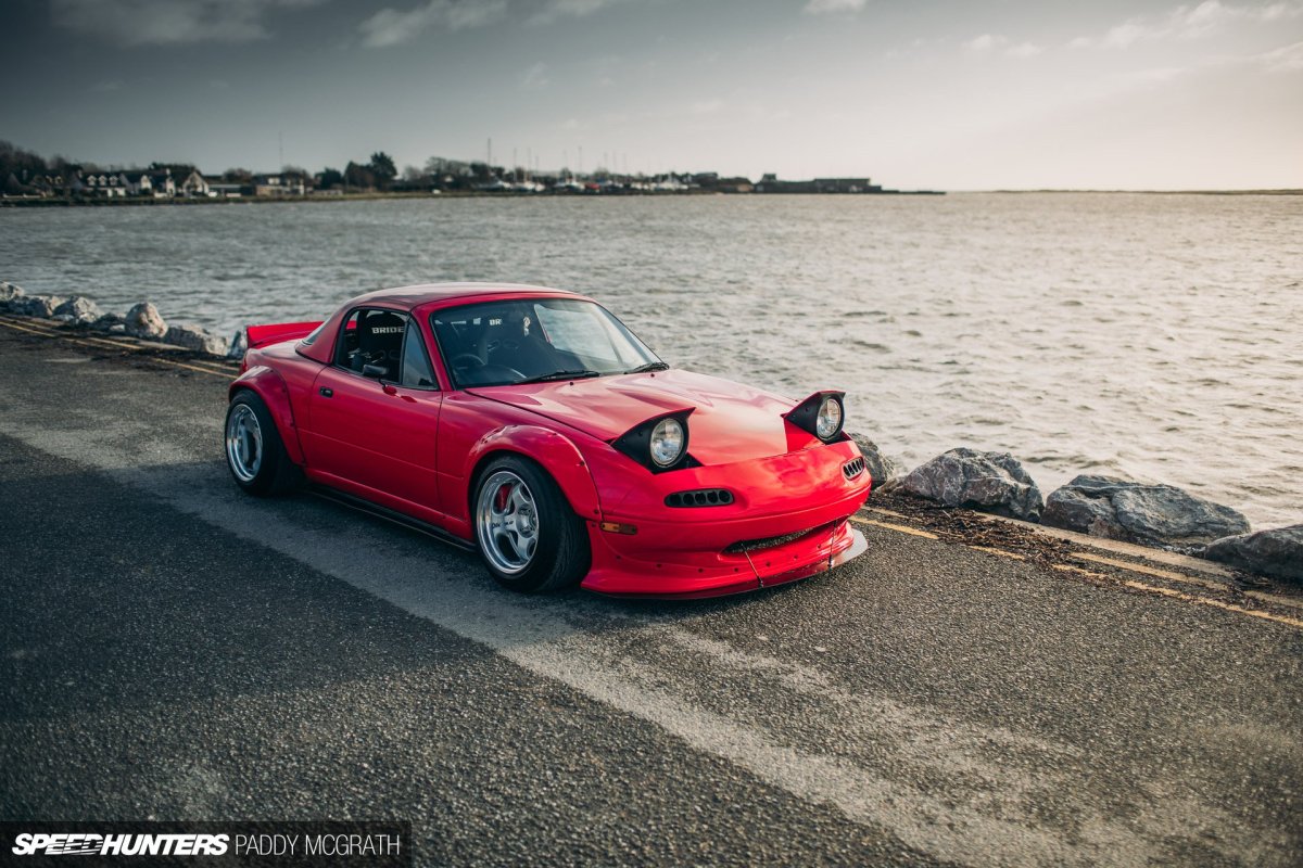 Mazda mx4 Miata