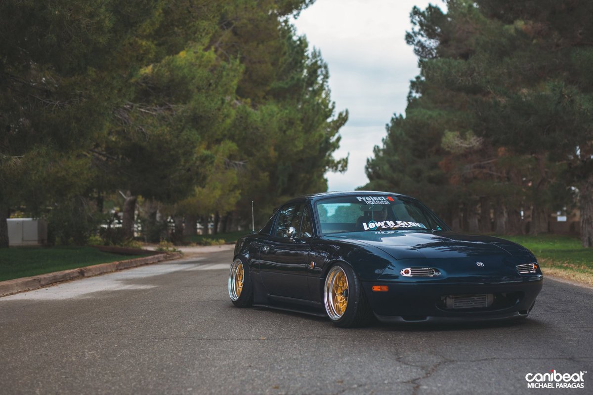 Mazda Miata 1995 stance