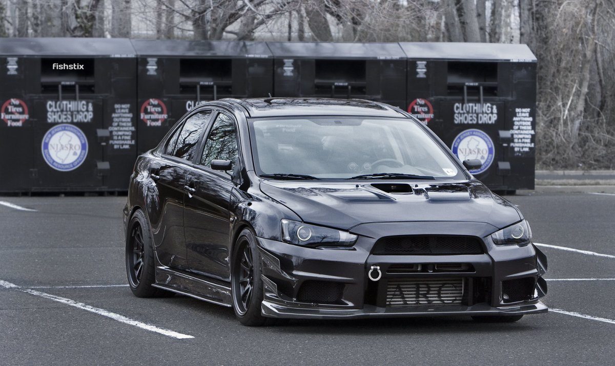 Mitsubishi Lancer Evolution 10 Black