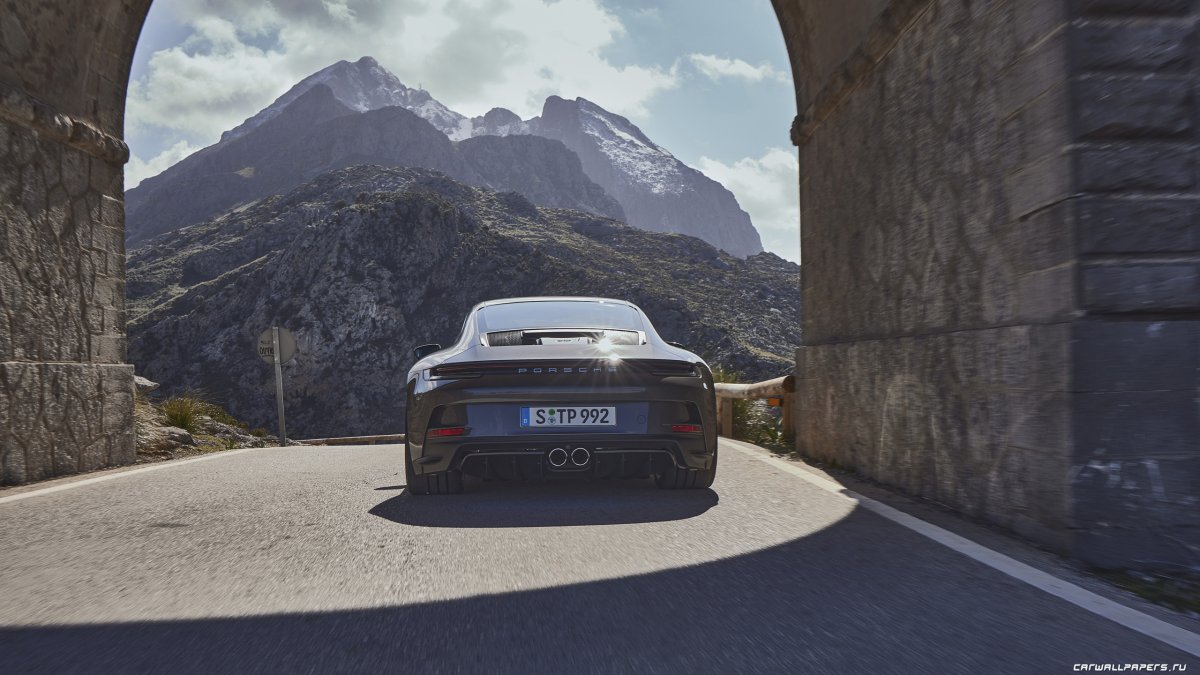 Porsche 911 gt3 Touring 992