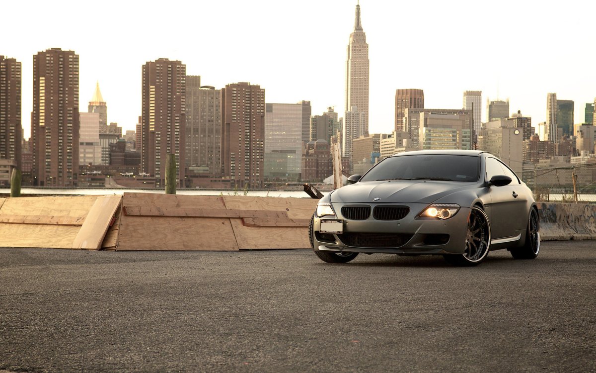 BMW e63 седан