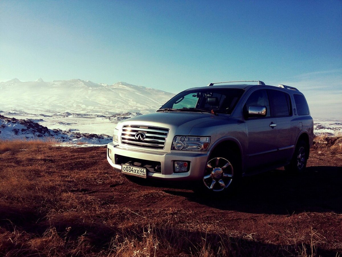 Инфинити qx56 2007 год