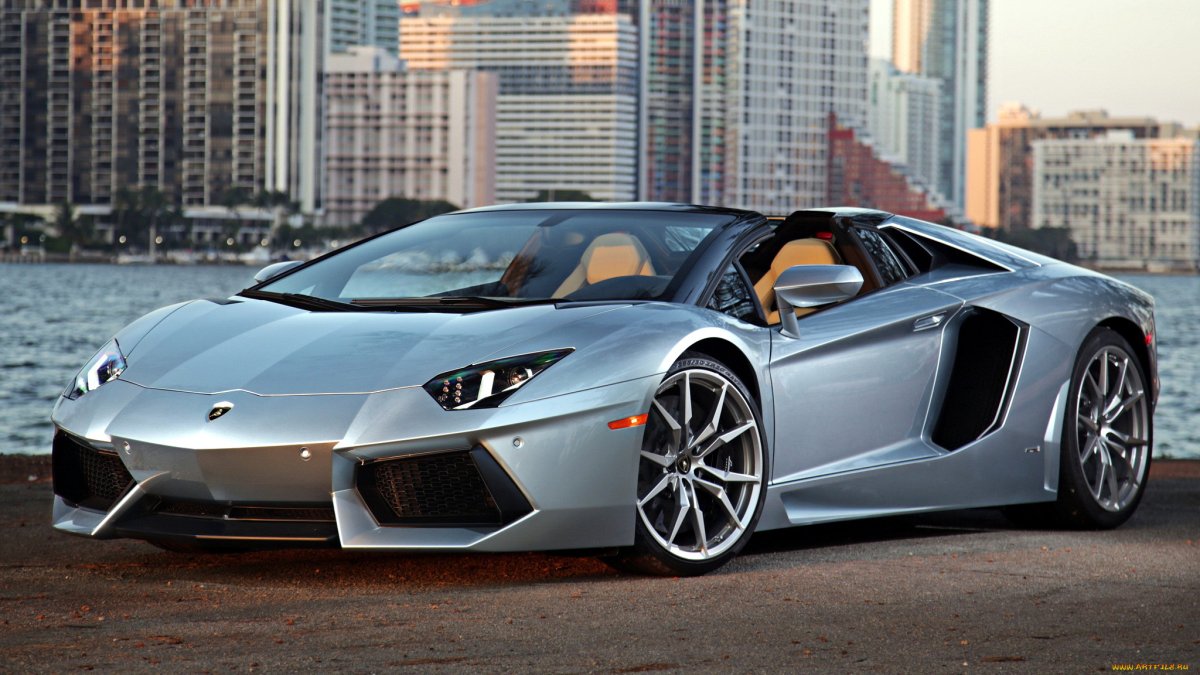 2013 Lamborghini Aventador LP-700-4