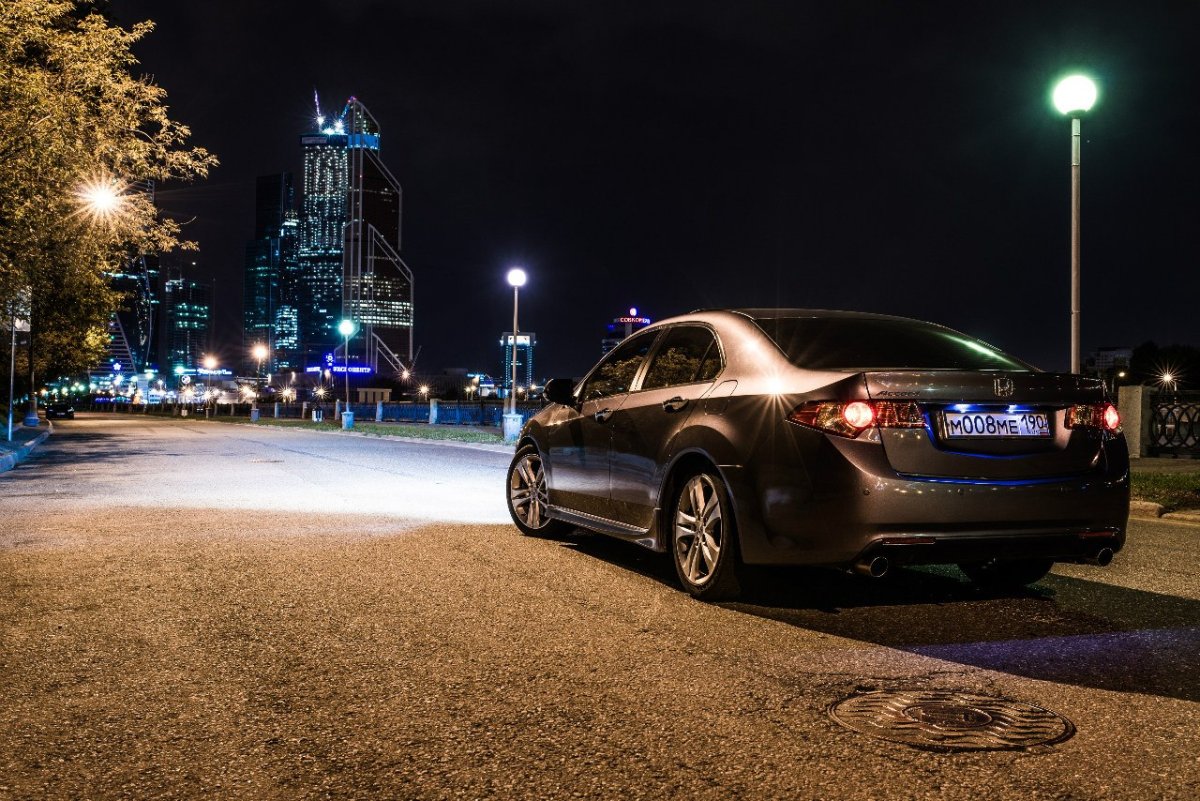 Honda Accord 2008 ночью